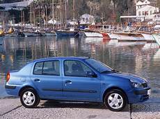 Renault Clio Air Filter