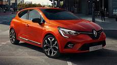 Renault Clio Bonnet