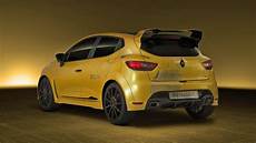 Renault Clio Bonnet
