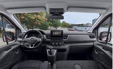 Renault Trafic Headlights